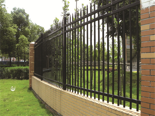 小(xiǎo)區(qū)護欄網3.jpg